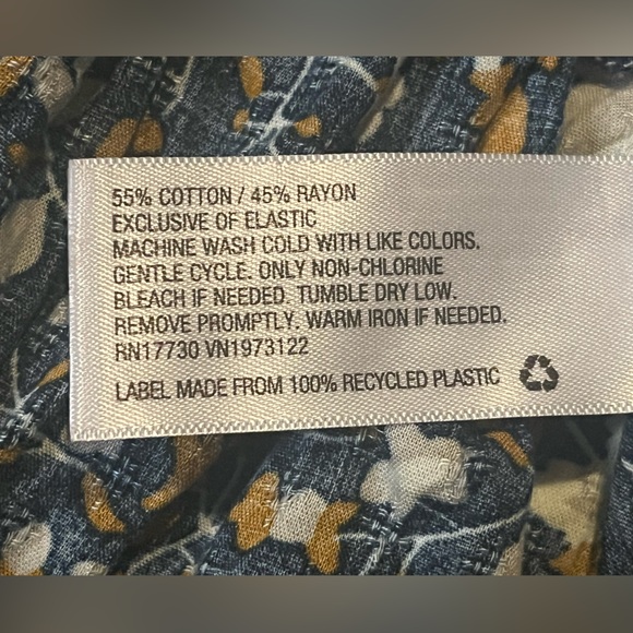 Universal Threads navy gold cream peplum style elastic waist blouse. size Small - Picture 4 of 15